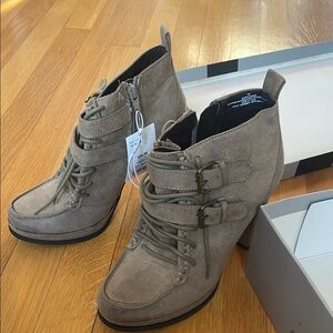 Women's Taupe Ankle Boots